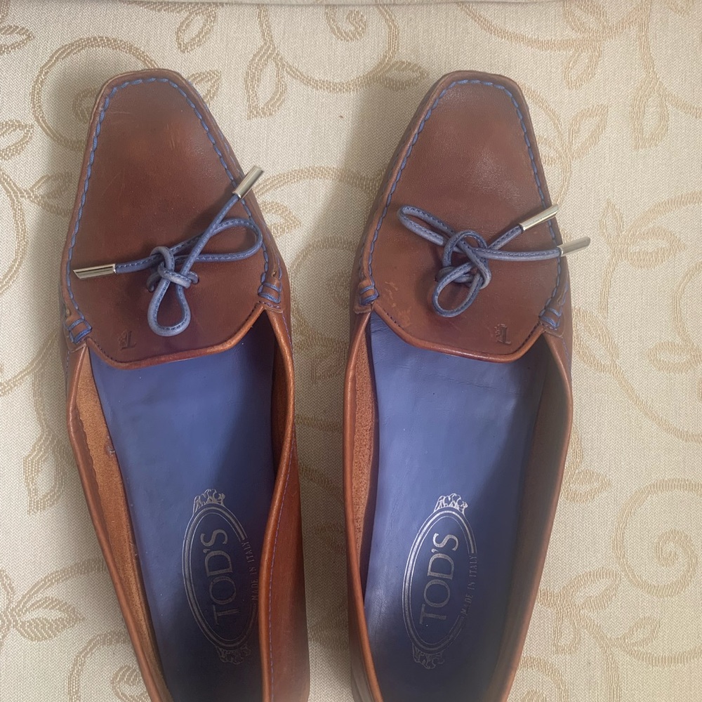 Tod’s driving shoes, size10, brown